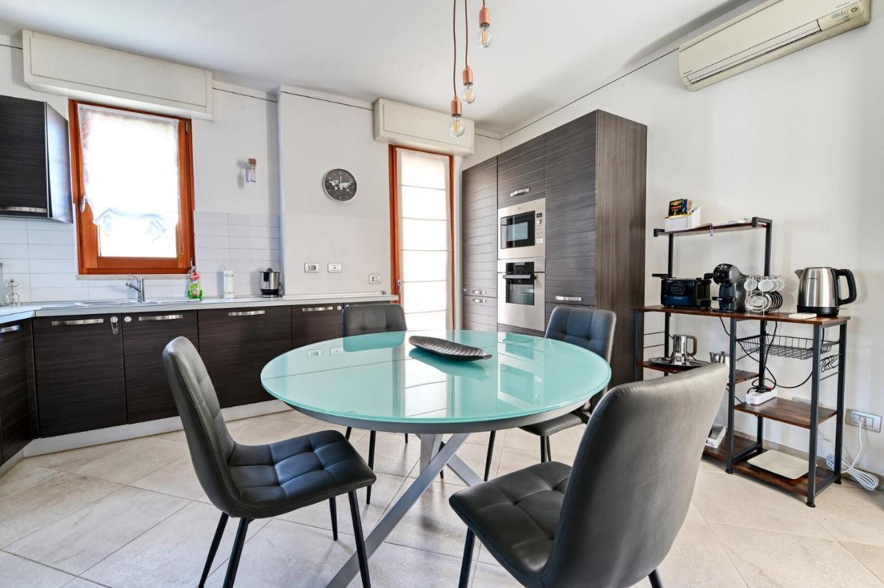 Pearl House - Sirmione Holiday - Jacuzzi Privata Екстериор снимка